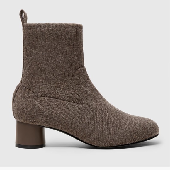 🤎NWT WOMENS VIVAIA ROUND TOE CHUNKY HEELED BOOTS IN BROWN SIZE 40 - Picture 3 of 15